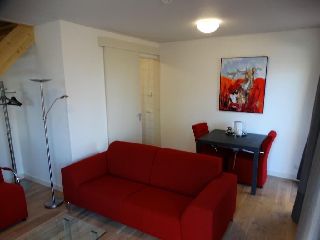 Bed And Breakfast De Biesbosch - In 'T Riet Drimmelen Exterior foto